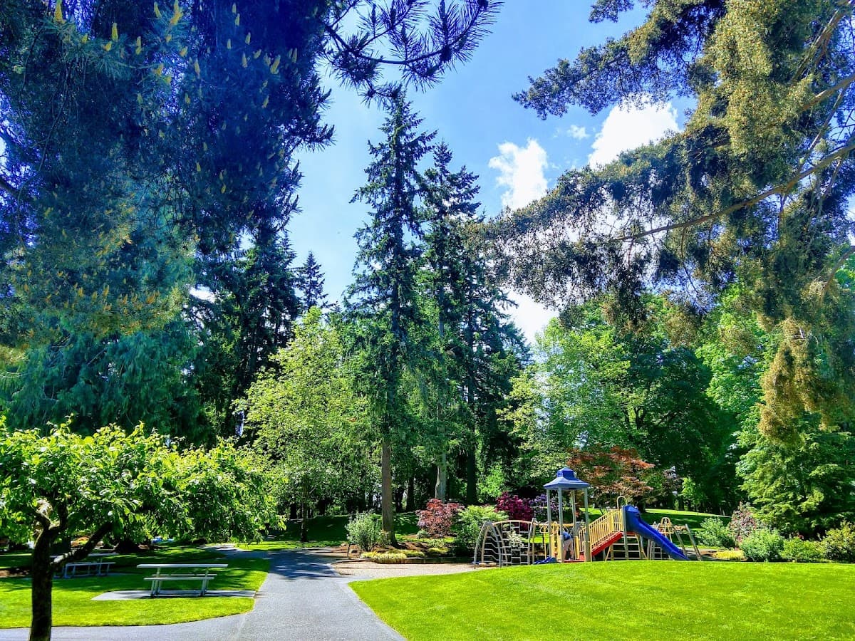 Lake Hills Community Park
