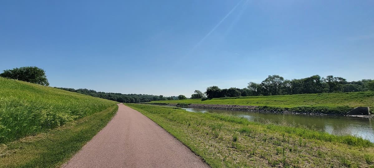Lien Park