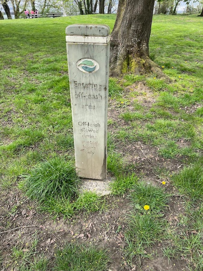 Off-Leash Dog Area