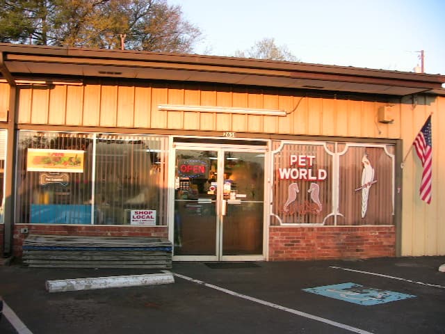 Boiling Springs Pet World