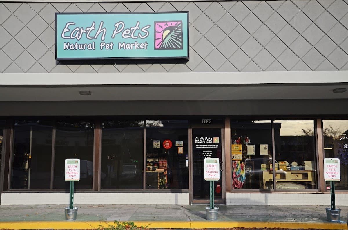 Earth Pets Natural Pet Market - San Marco