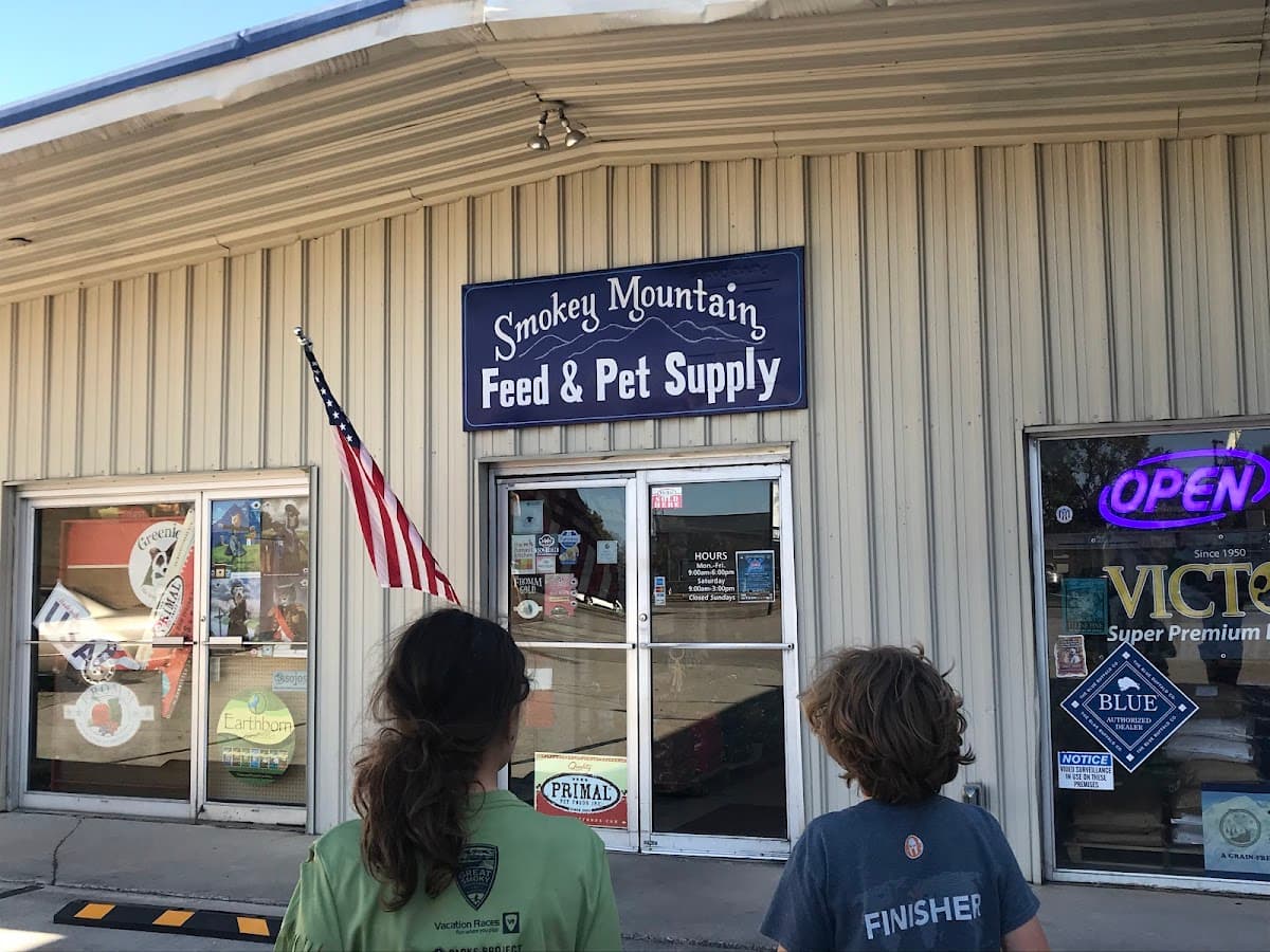 Smokey Mountain Feed & Pet Supply