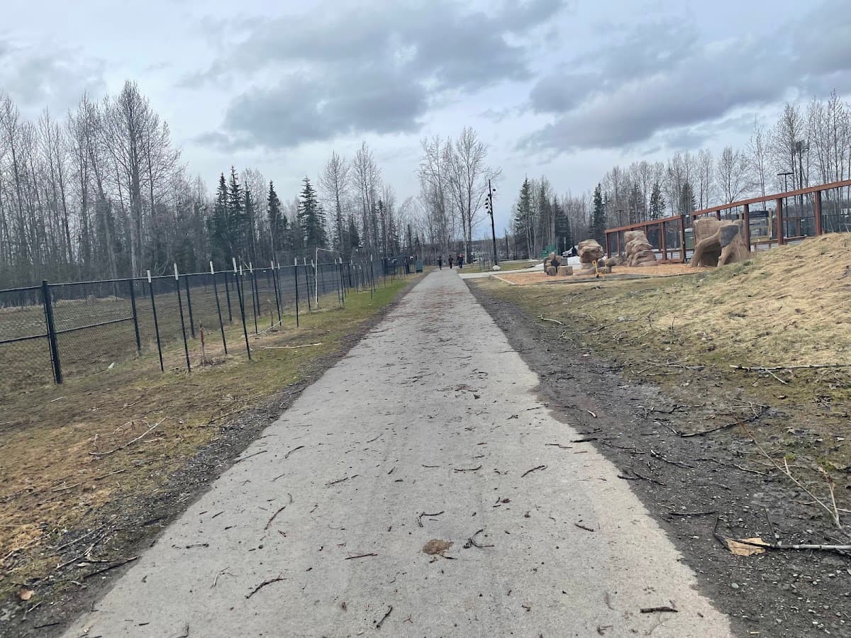 Chanshtnu Muldoon Dog Park
