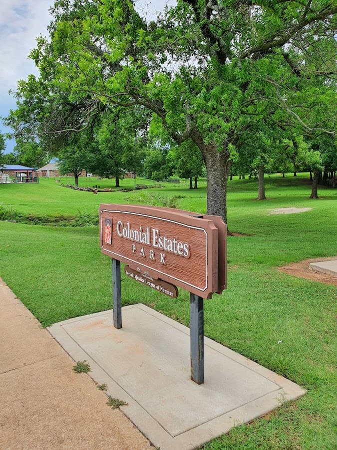 Colonial Estates Park