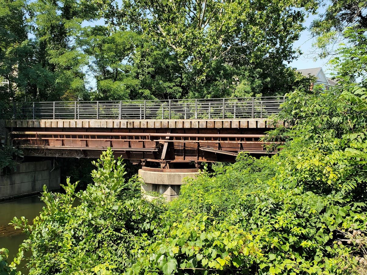 Delaware & Raritan Canal State Park Trail