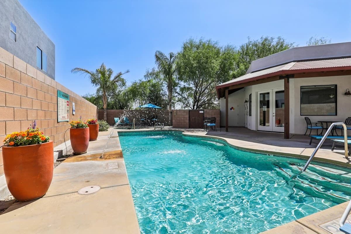 Galeria del Rio Townhomes