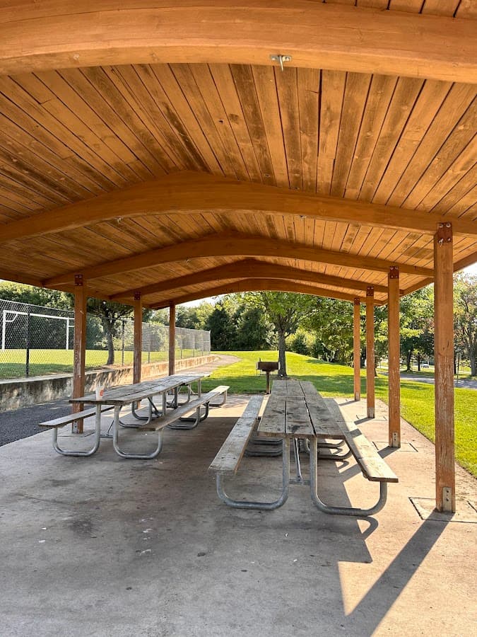 Gunner's Lake Local Park