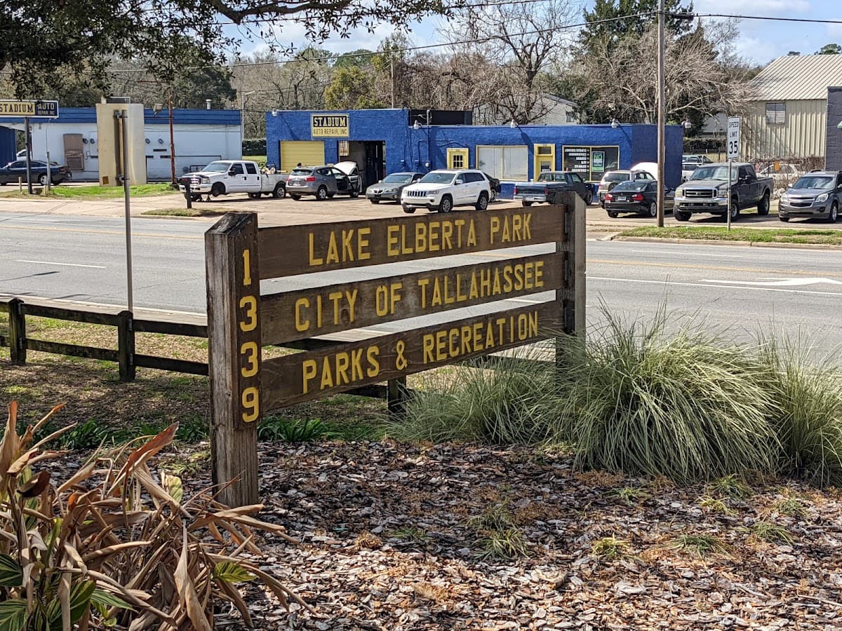 Lake Elberta Park