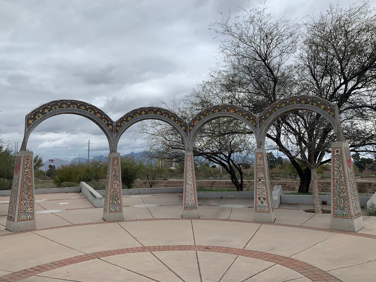 Santa Cruz River Park