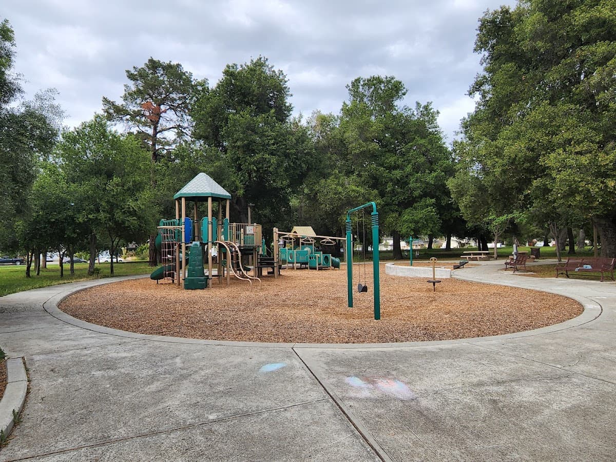 Thousand Oaks Park